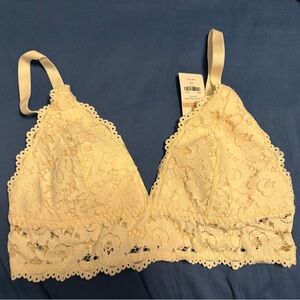Lace nursing bra NWT